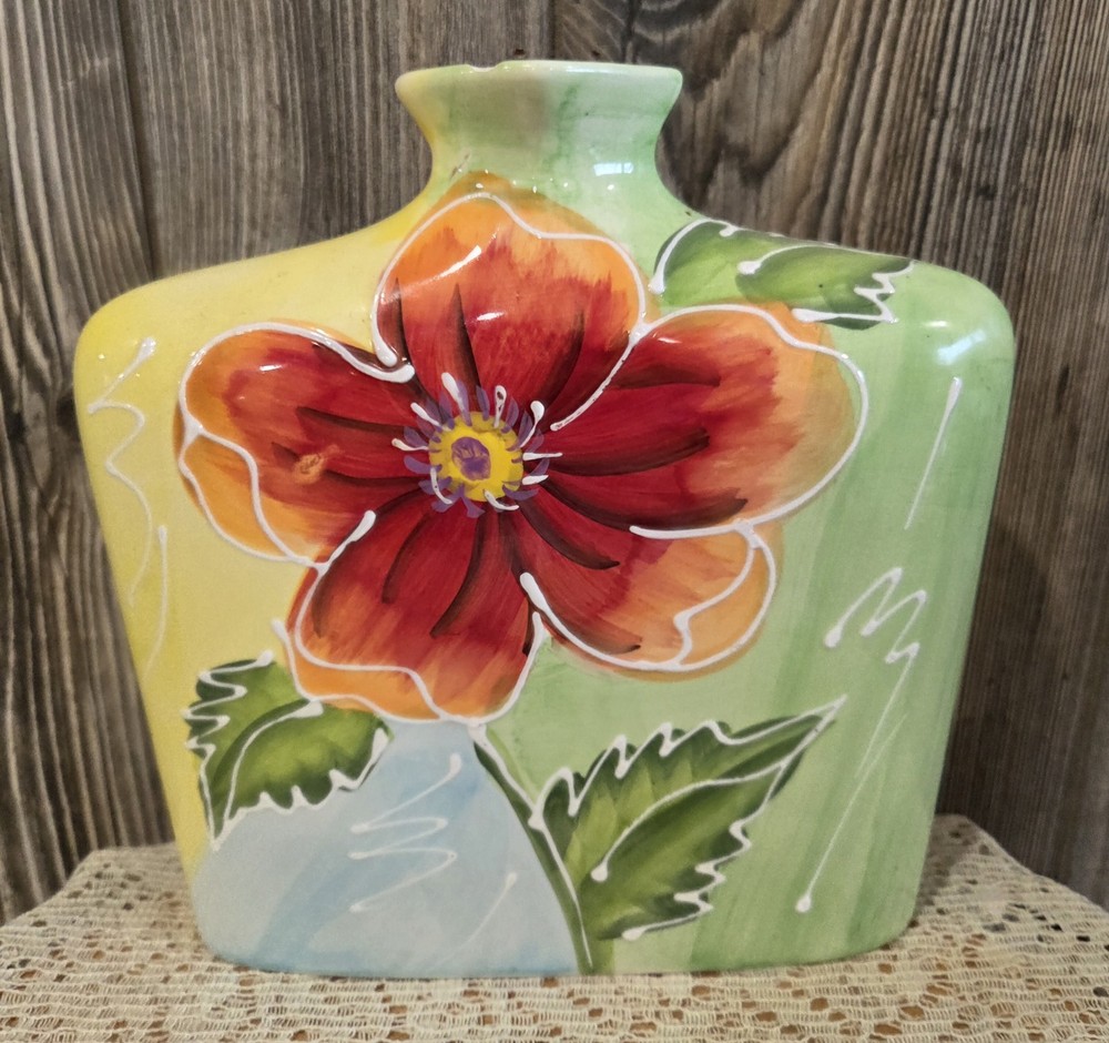 ceramic Thin vase featuring a hand-painted floral design