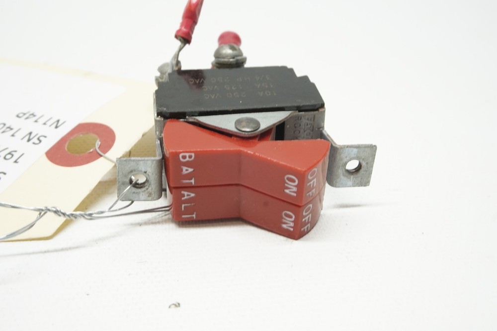 Rocker Switch P/N: 587-829