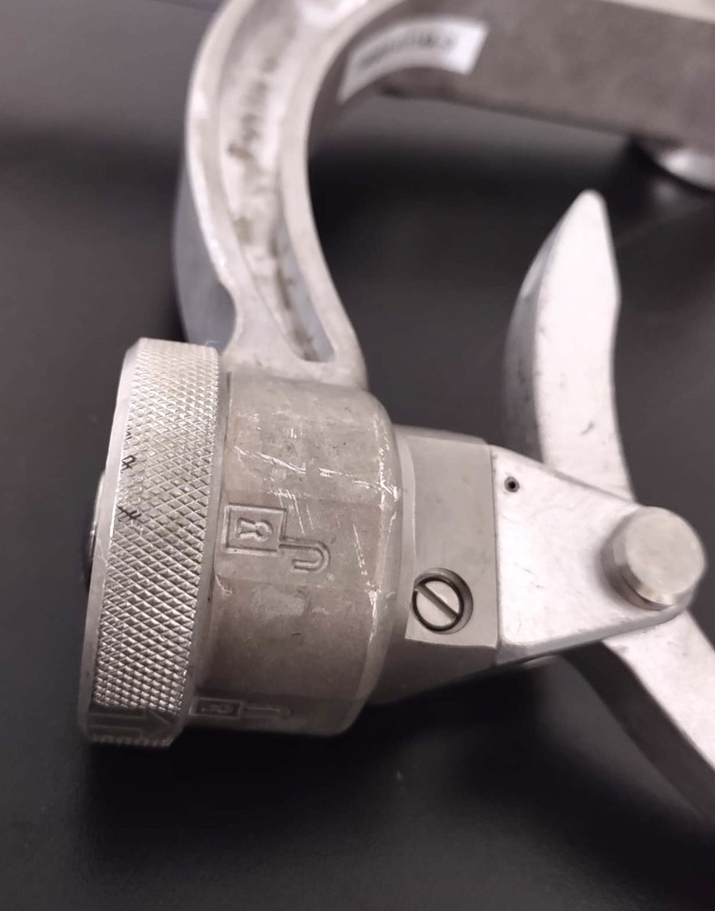 INTEGRA MAYFIELD A1114 Skull Clamp