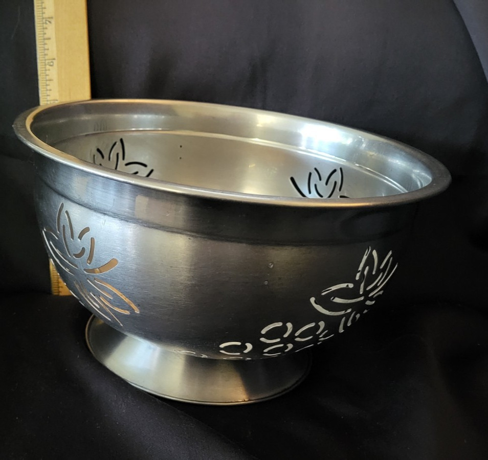 Stainless Colander With Grapevine Pattern 8" Diameter 5" Deep