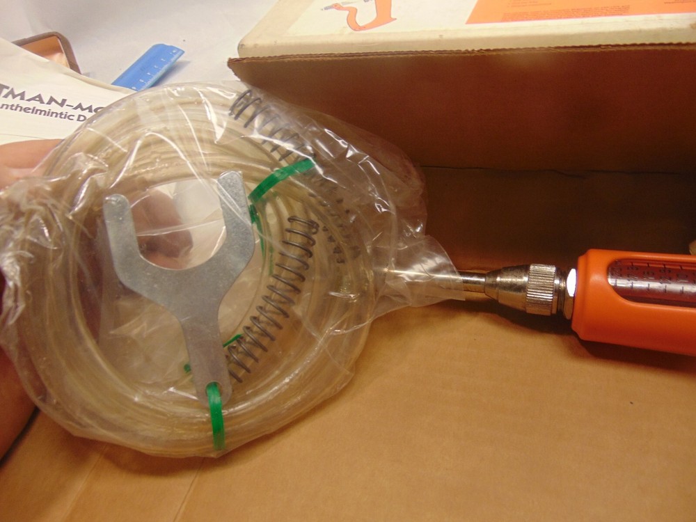 topical anthelmintic delivery system for totalon