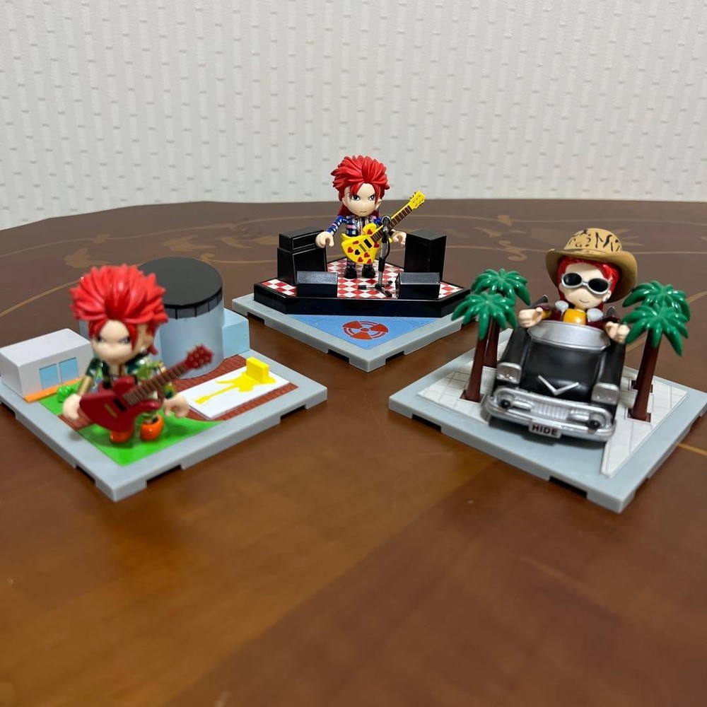 hide playset 3 types figures