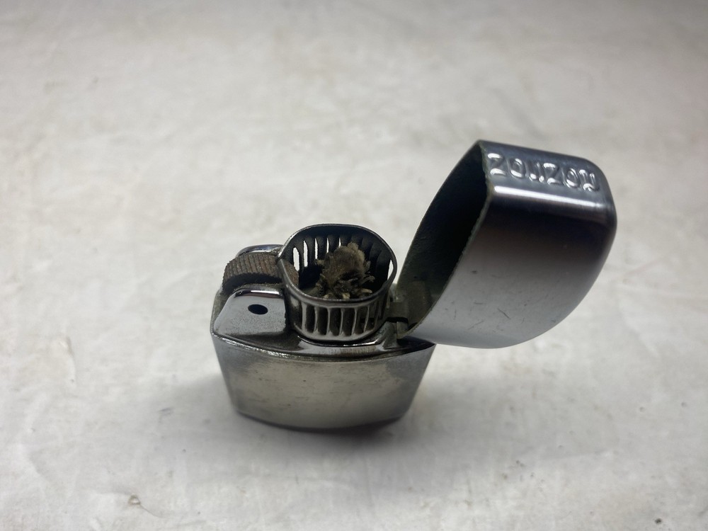 Vintage Ronson Windlite Lighter
