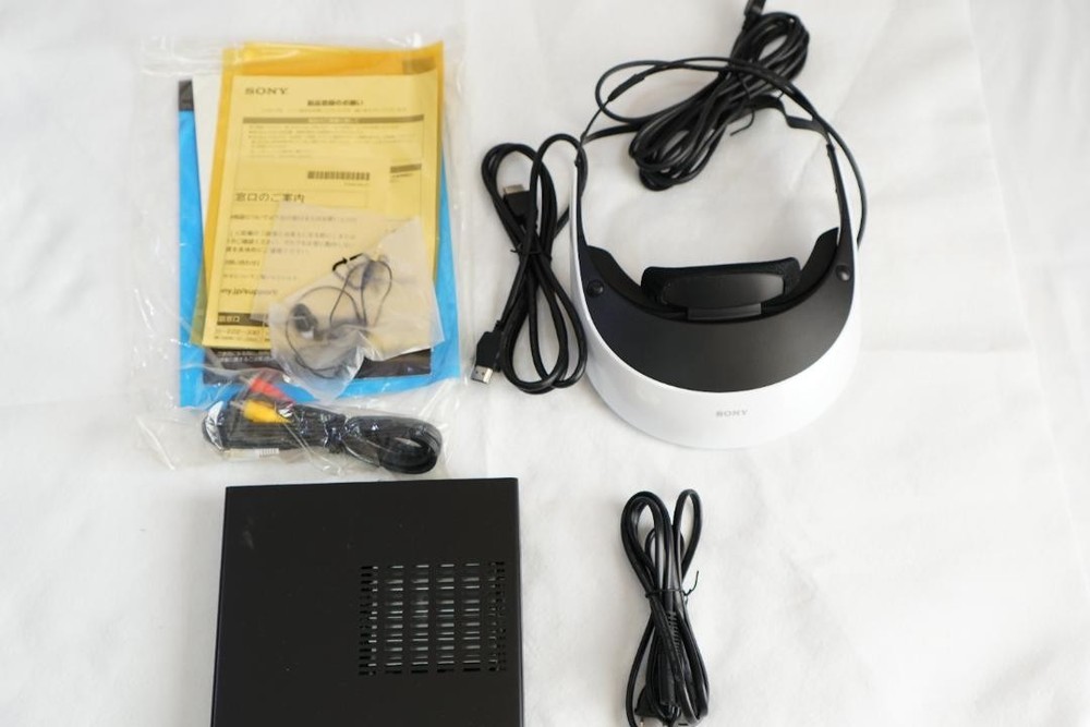 SONY Personal 3D Viewer HMZ-T2