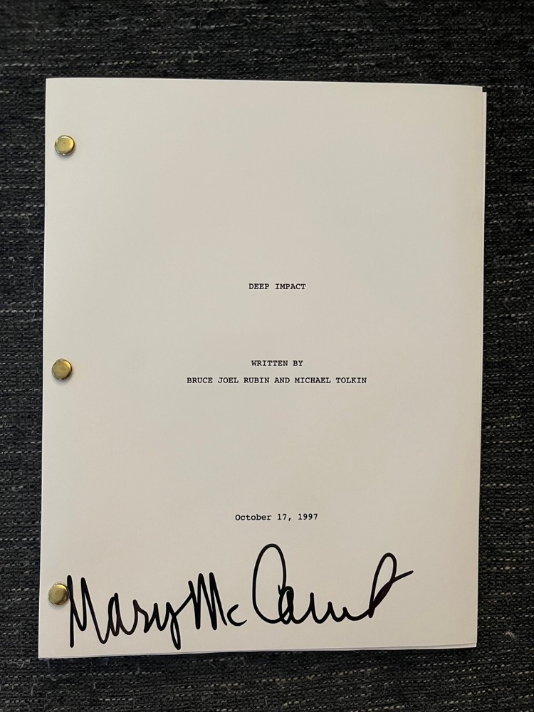 * MARY McCORMACK * signed full movie script * DEEP IMPACT * 2