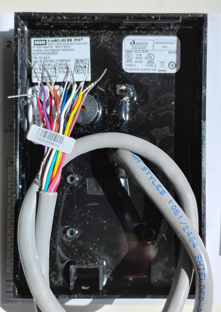HID multiCLASS SE RP40 Multi-technology Smartcard Reader Wall Switch Unused New