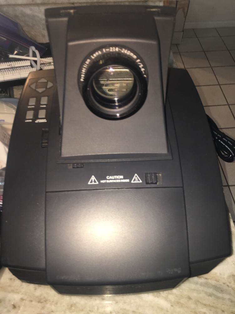 Lightware Viewpoint 100 LCD Projector