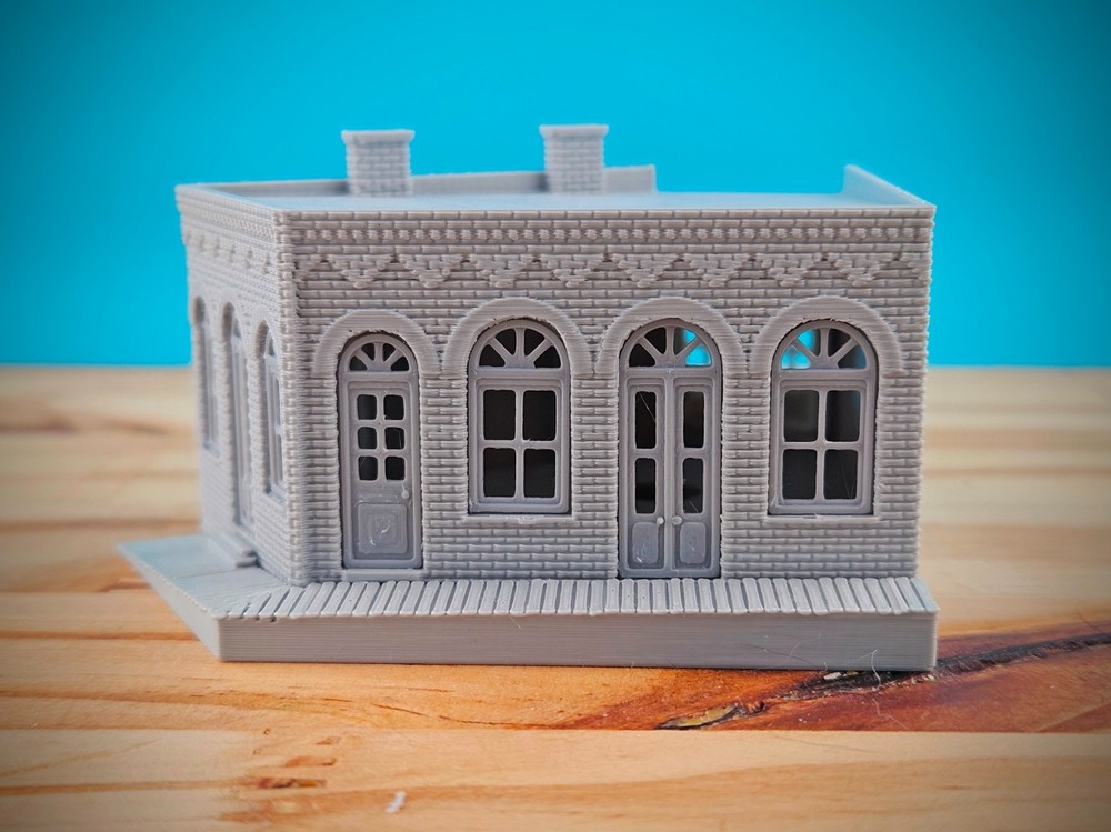 Z Scale - BlackHawk CO Corner Store - 1:220 Scale Building