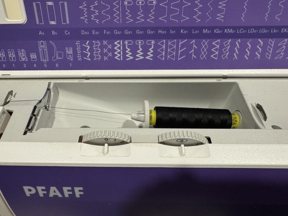 PFAFF select 4.0