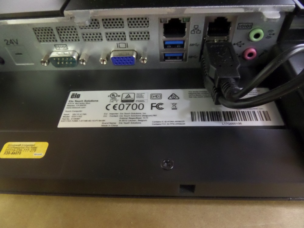 ELO TOUCH SOLUTION E135387 L17Q000106