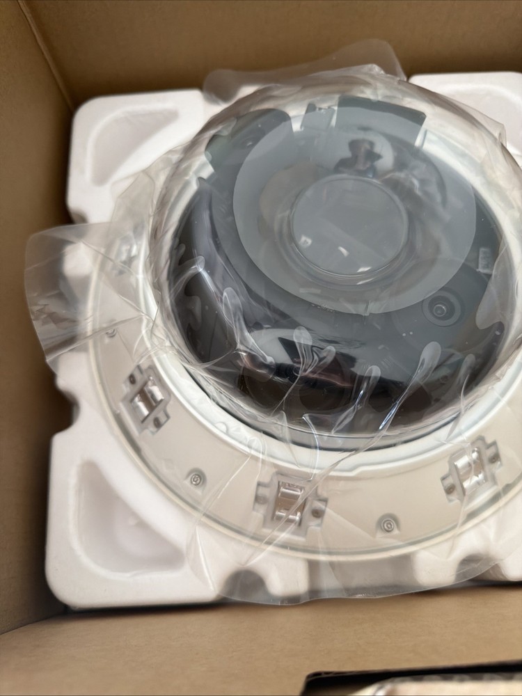 Verkada CH52-E CH52-1TBE-HW Multi Sensor Camera 20 MP Resolution Camera Open Box