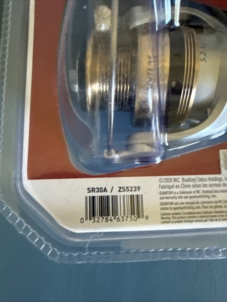 Quantum Strategy Size 30 Spinning Reel 5+1 BB NEW