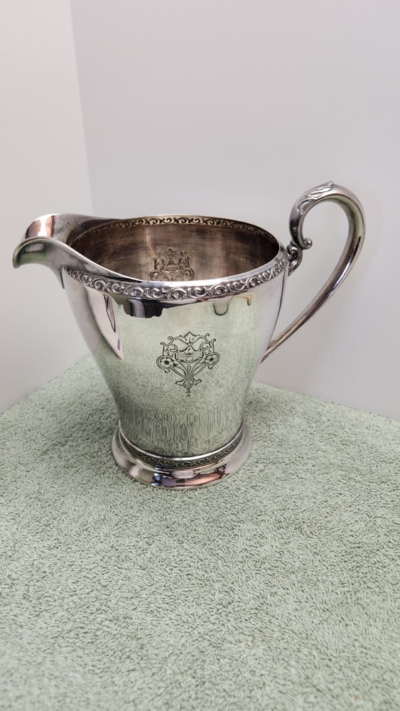 1920's Triumph WM Rogers & Sons 2 Quart Pitcher Silver Plated