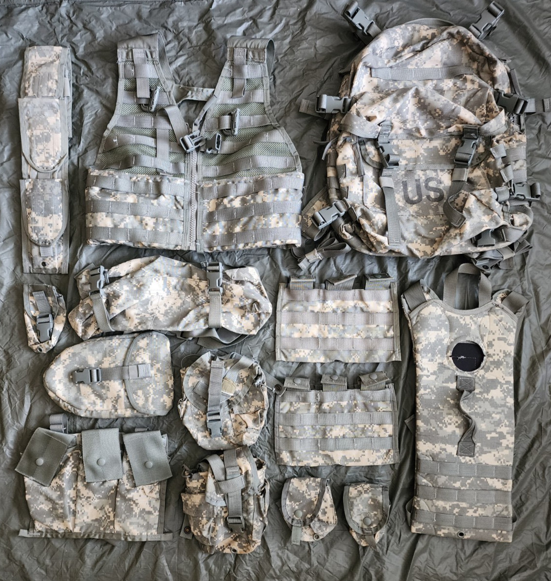 16 Piece Rifleman Kit MOLLE System - ACU (Complete Set) USGI  U.S. ARMY