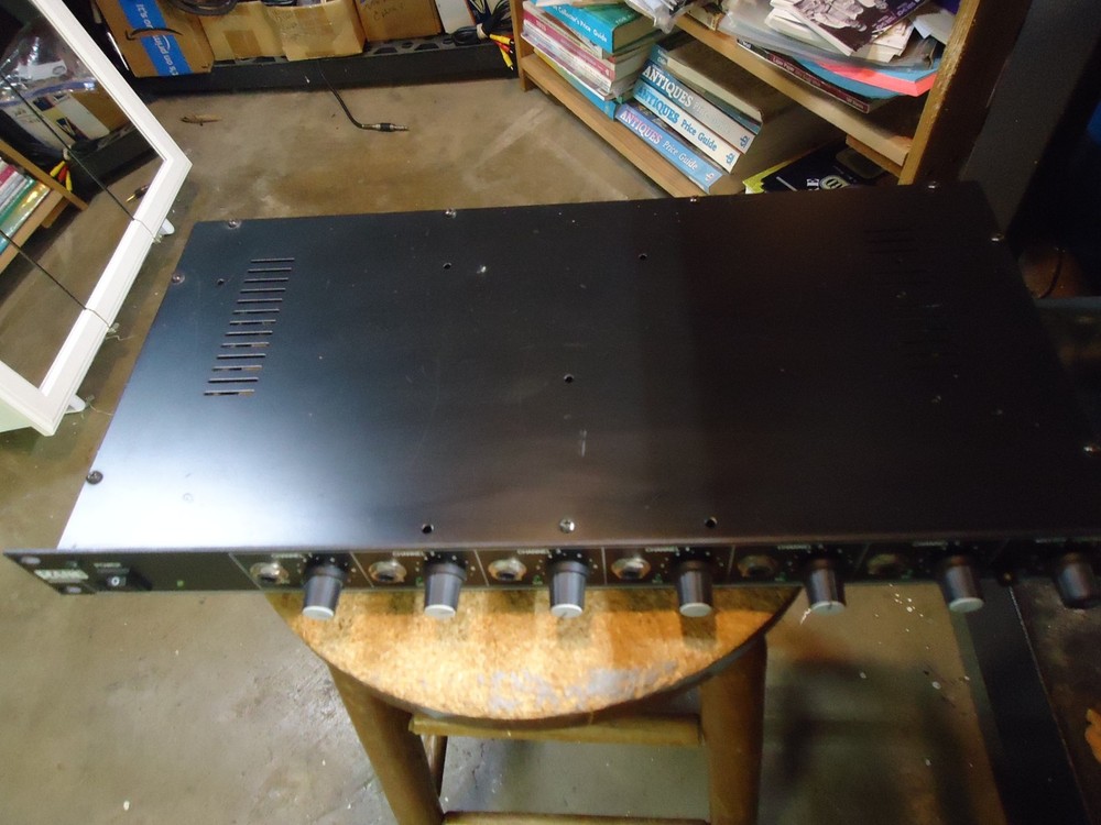 RANE HC-6 HEADPHONE CONSOLE