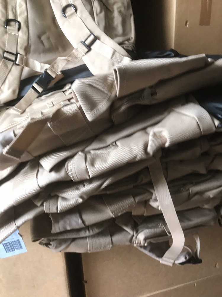 FLYING CIRCLE LARGE FIELD PACK