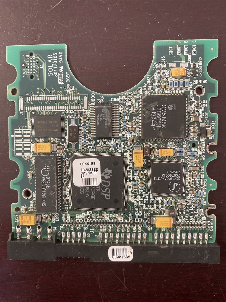Maxtor PCB Board 301120105