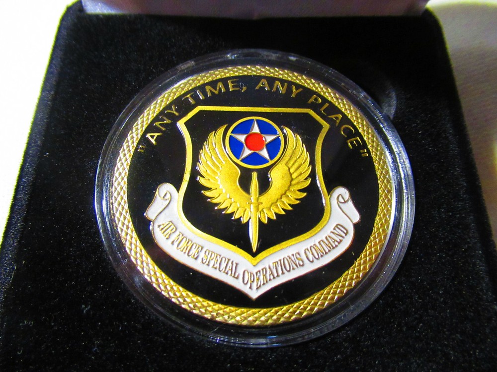 U S AIR FORCE SPECIAL OPERATIONS COMMAND Challenge Coin w/ Presentation Box