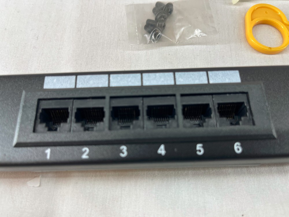 Patch Panel UTP 12 Port Ethernet CAT5e RJ45 110 Network