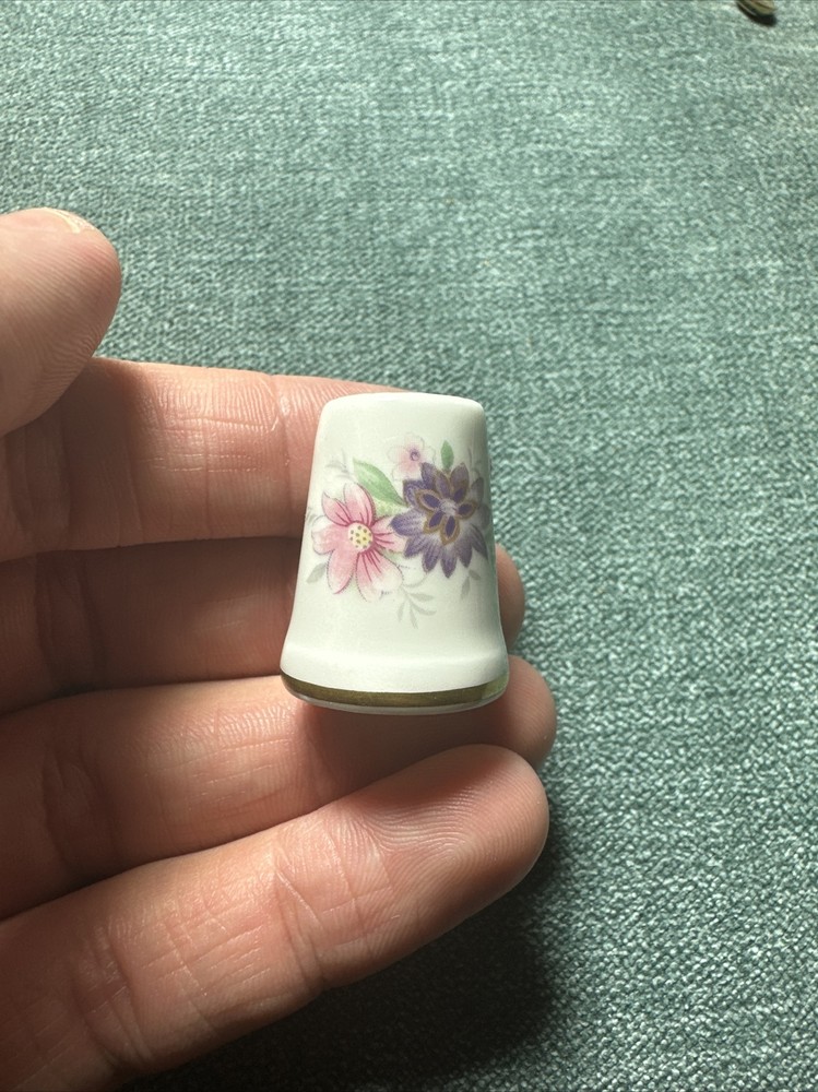 Vintage Bone China Thimble