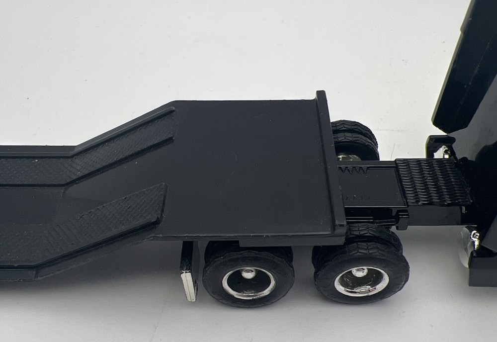Ertl John Deere Tractor Trailer Flat Bed Trailer Black