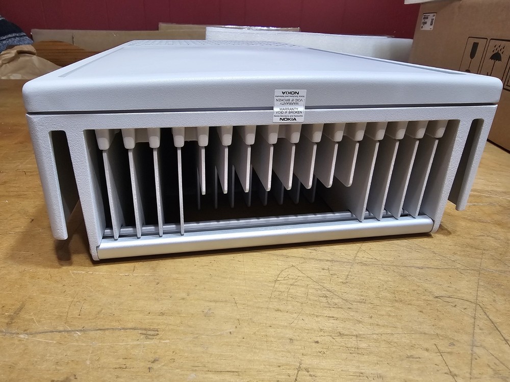 NEW NOKIA SOLUTIONS NETWORKS AIRSCALE AEUB RADIO UNIT FIXED TRANSMITTER