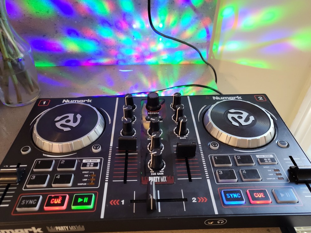 Numark Party Mix DJ Controller With Built In Light Show.