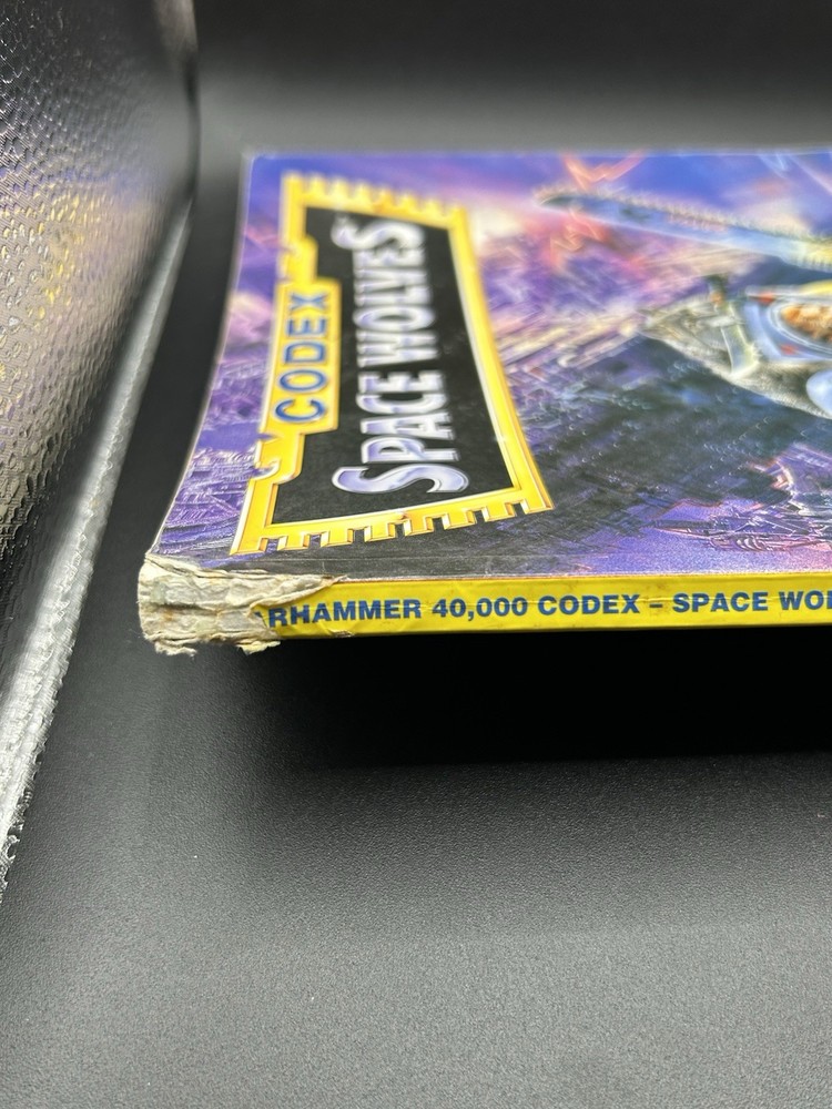 Warhammer 40K Codex Space Wolves (2nd Ed) Games Workshop GW Damaged