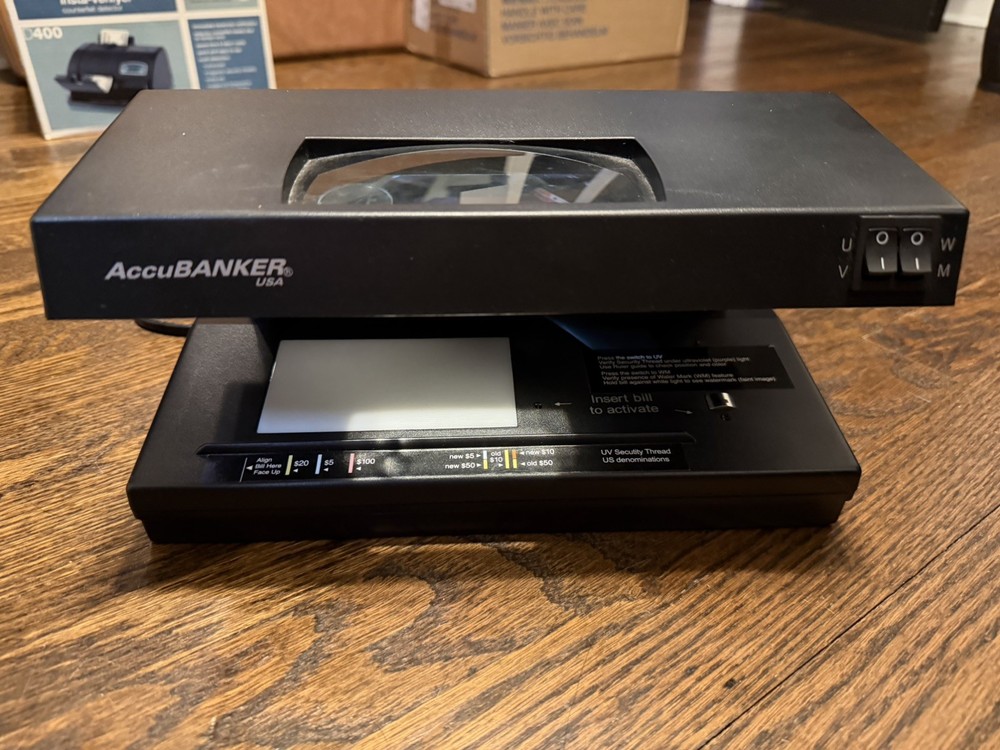 AccuBanker D66 UV Bill Validator - Tested and Working