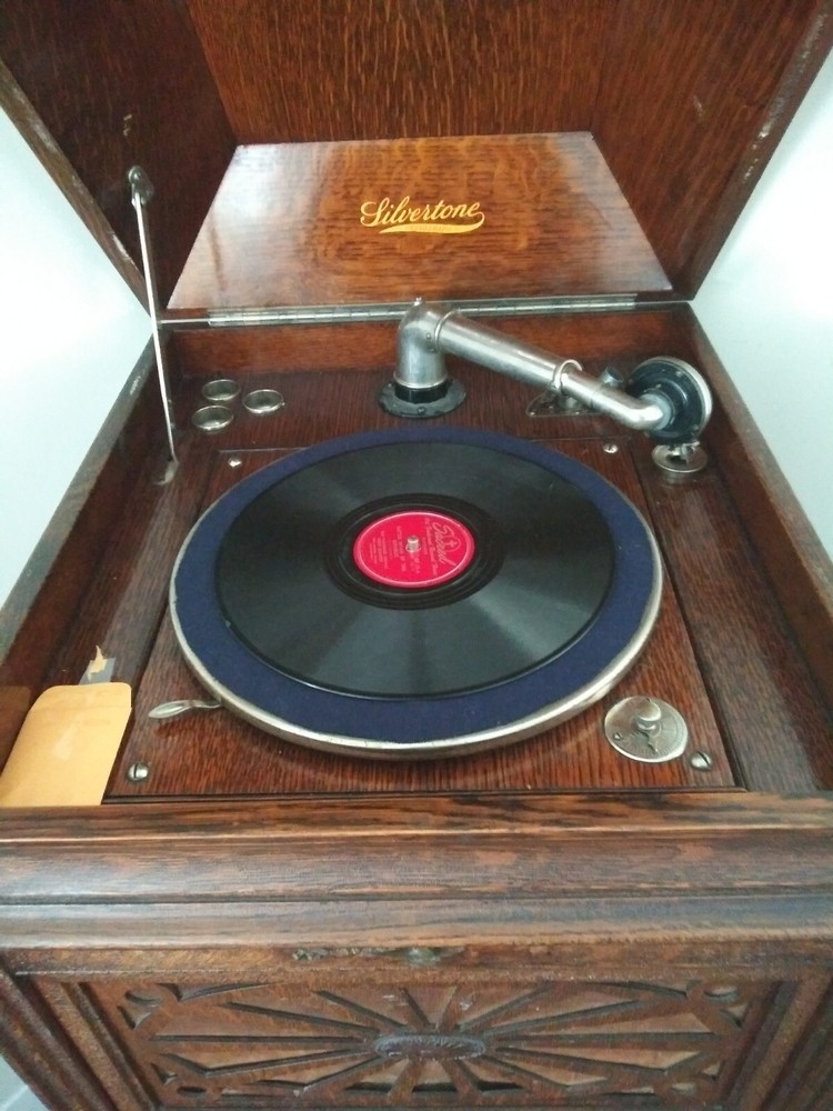 Antique 1918 Silvertone Record Player