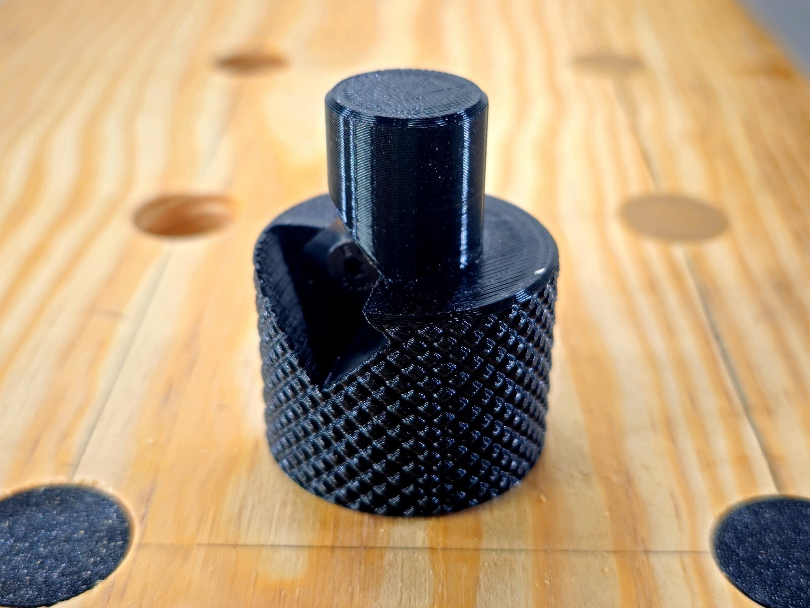 Wilbur’s Finest MFT Bench Dog Hole Plug Covers Magnetic 20mm or ¾.