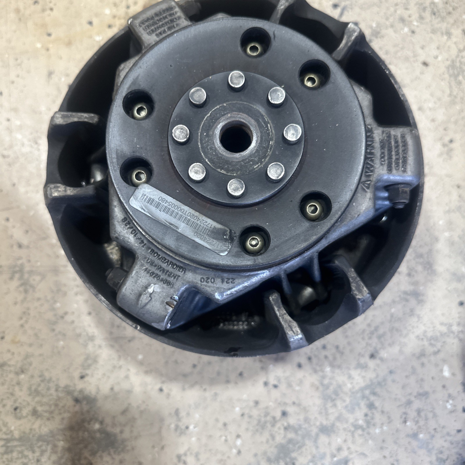 16 SKI DOO SUMMIT800 PRIMARY CLUTCH DRIVE  OEM