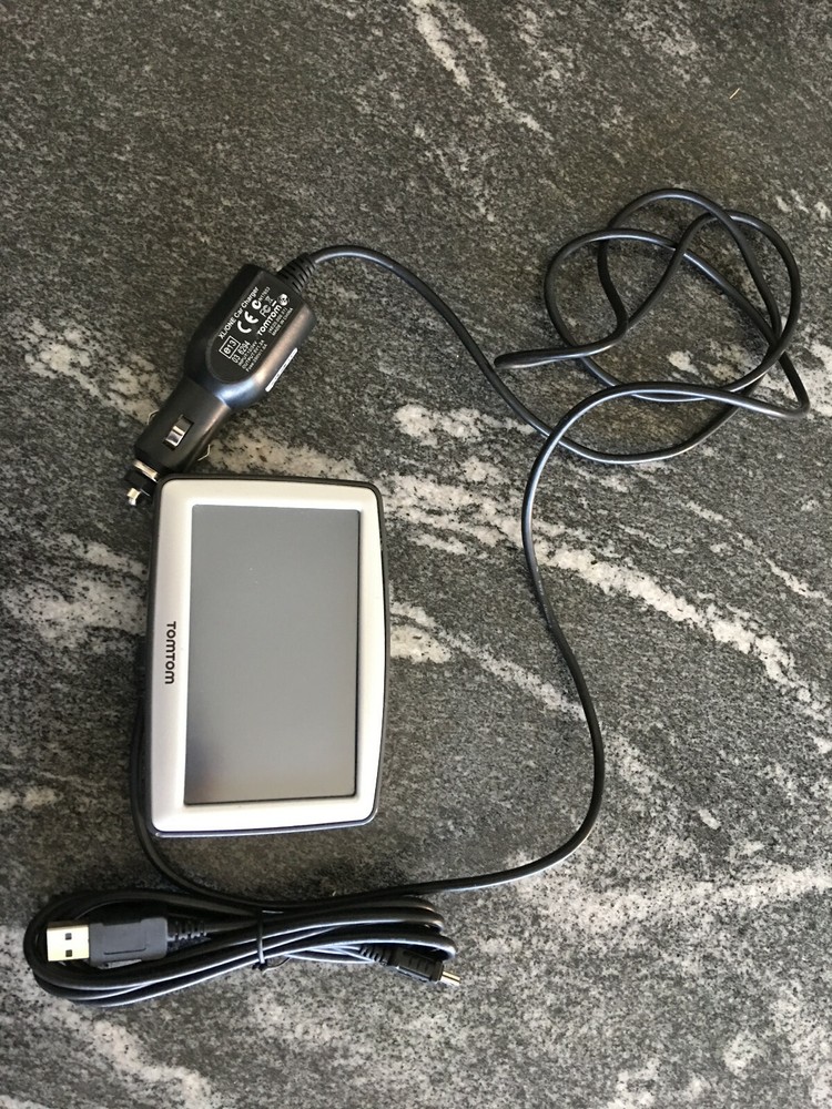 TOMTOM XL N14644 with Power Cable