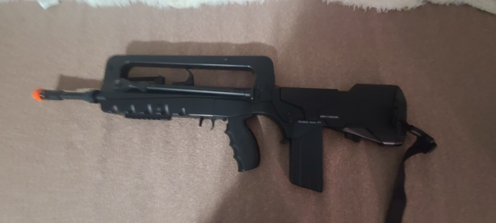 Airsoft Famas