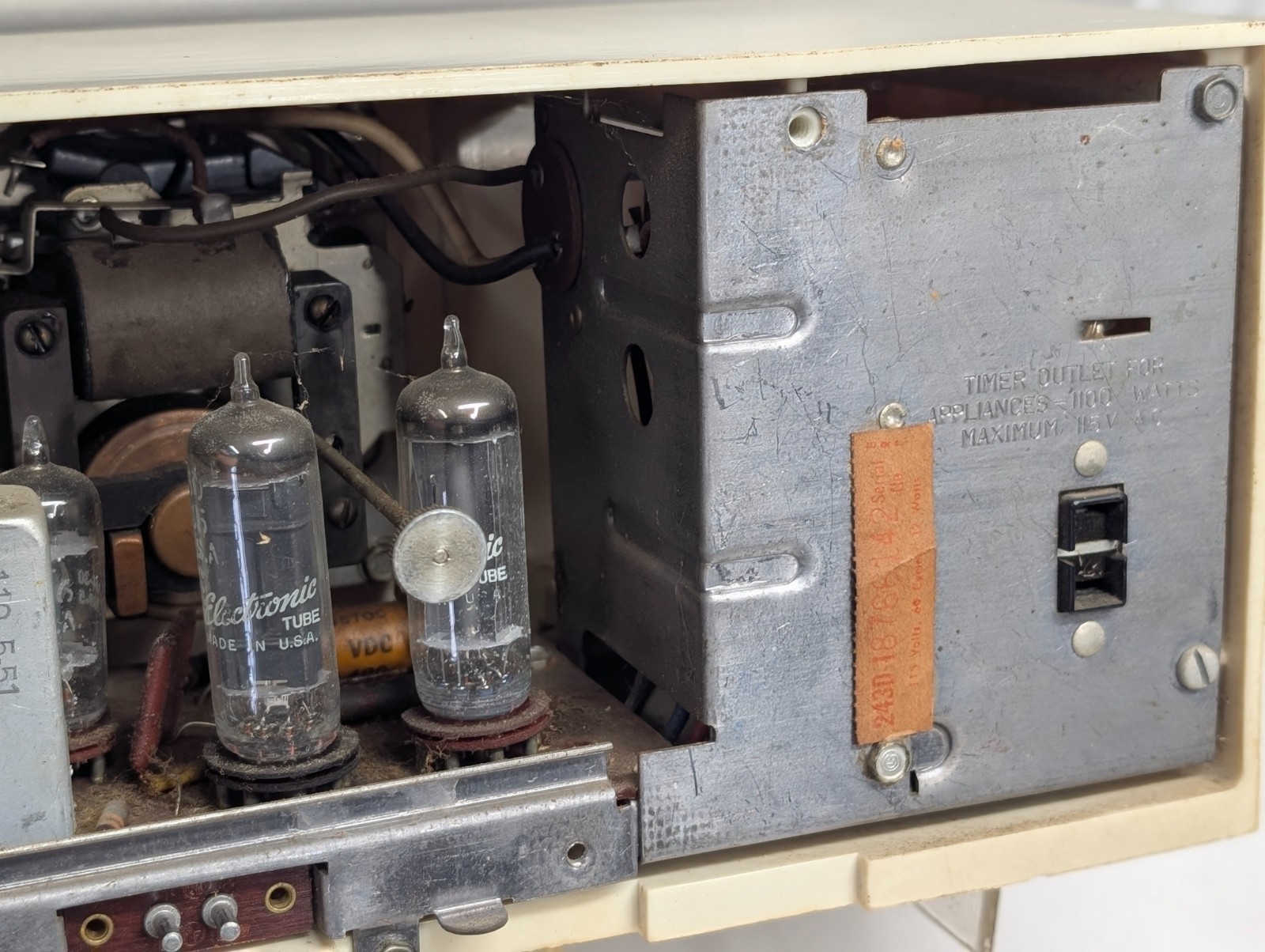 Vintage Emerson Clock Tube Radio Model 826 Series D Telechron Alarm Movement