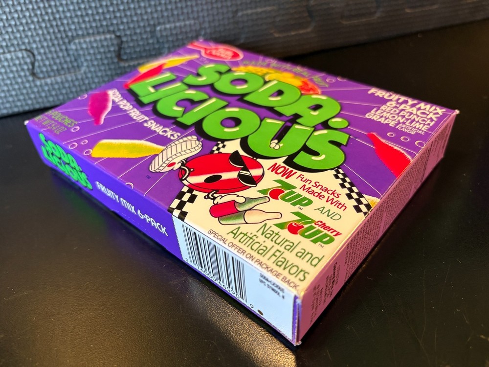 Soda Licious fruit snacks - Empty custom design display box