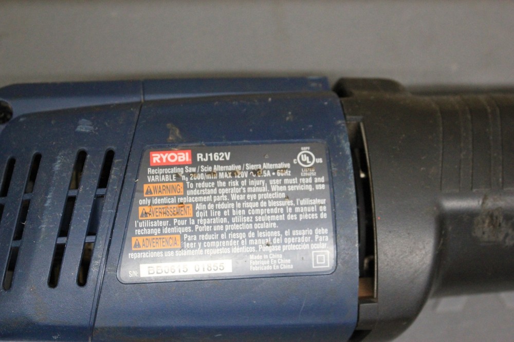 Ryobi RJ162V Variable Speed Corded Reciprocating Saw + Case