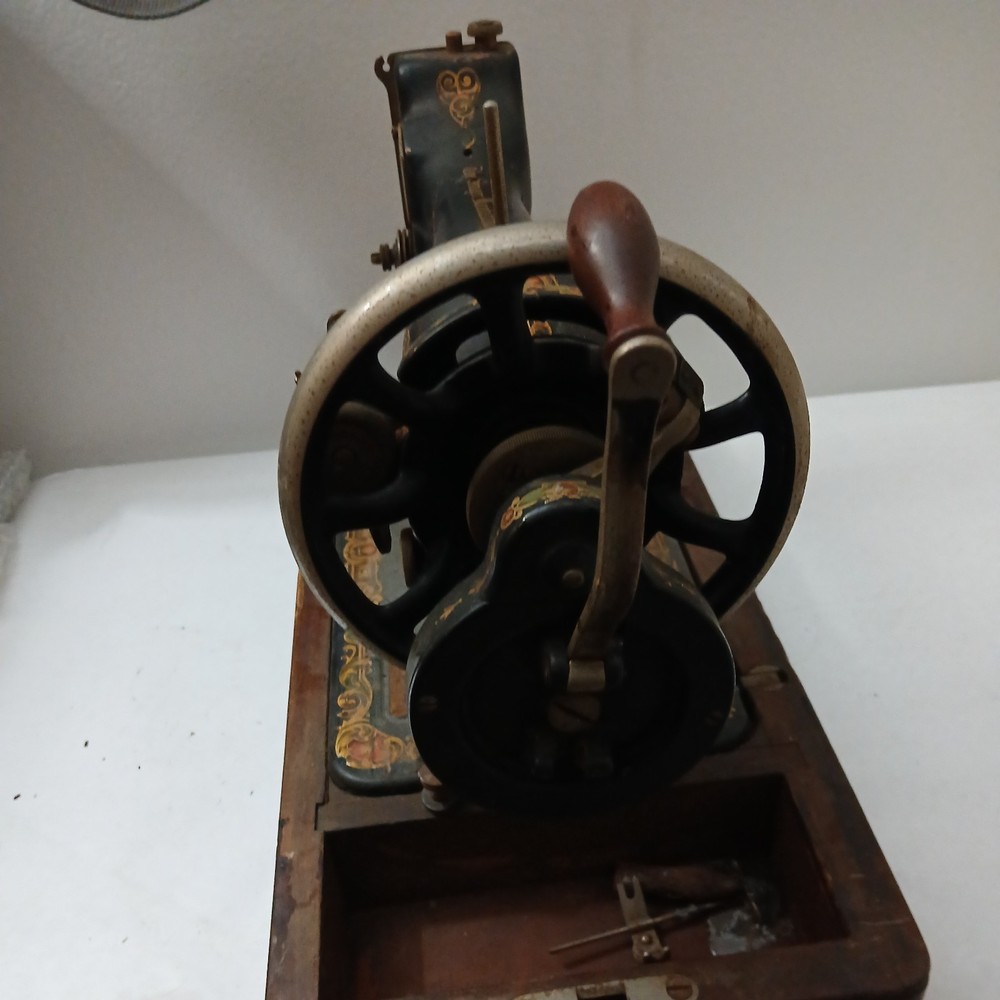 Singer Model 128? Model 99? 1912-1918(?)