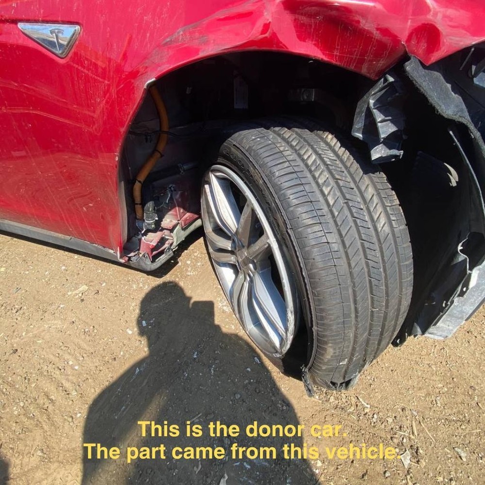 2015 TESLA S Radar Sensor Control Computer Module Bracket Assembly OEM