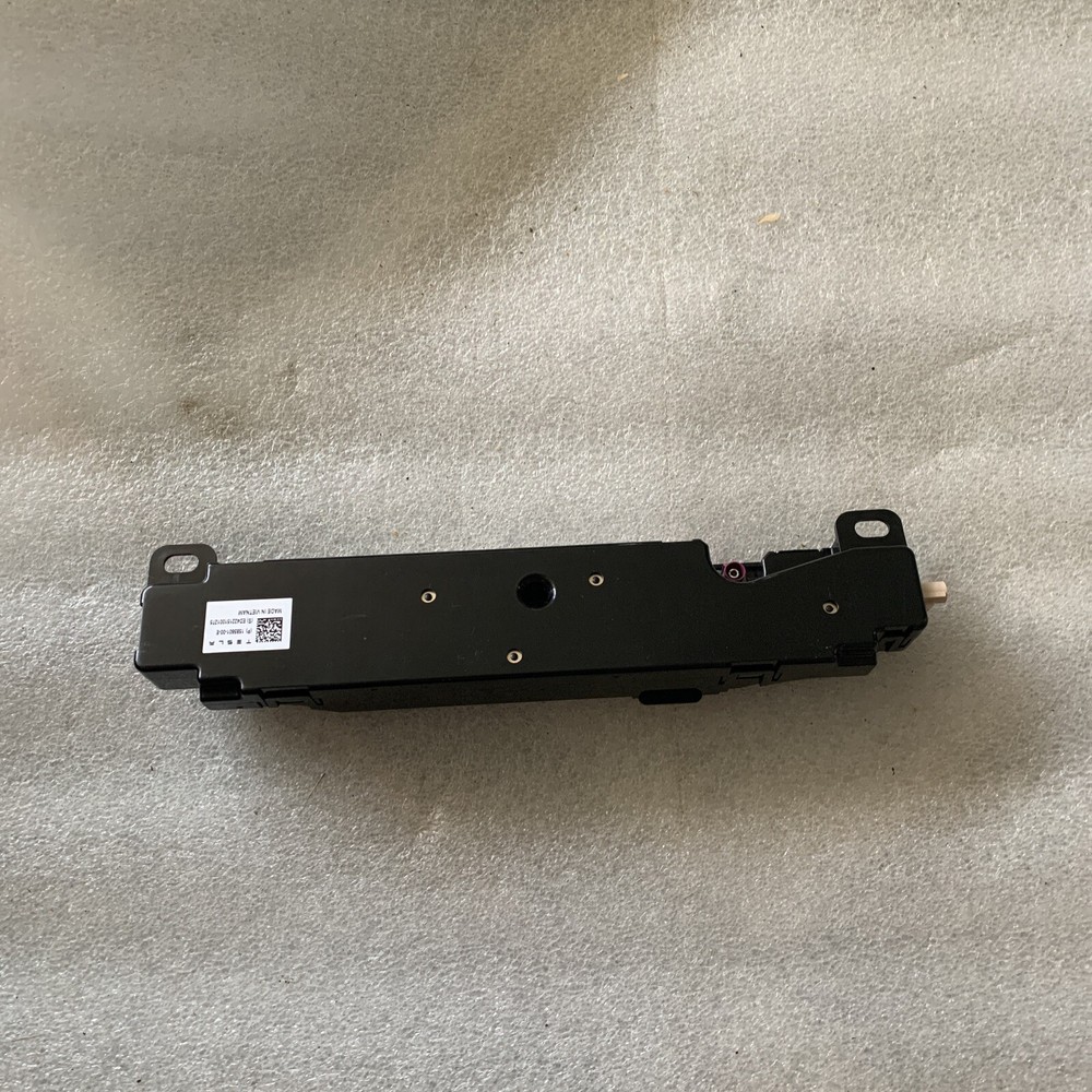 2017-2022 OEM TESLA Model 3 WIFI Bluetooth Antenna Module Unit 2068 B66