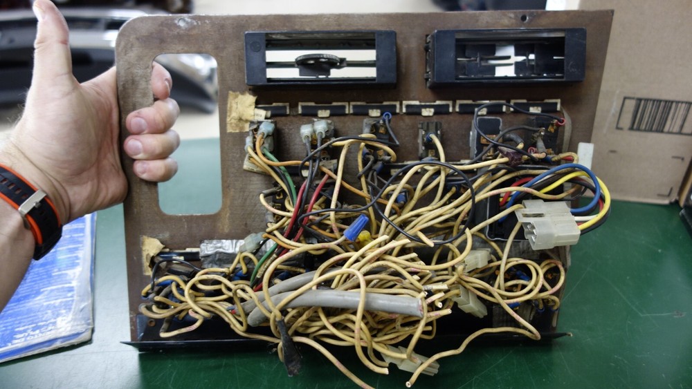 Western Star 4800 4900 Custom Switch and Vent Panel