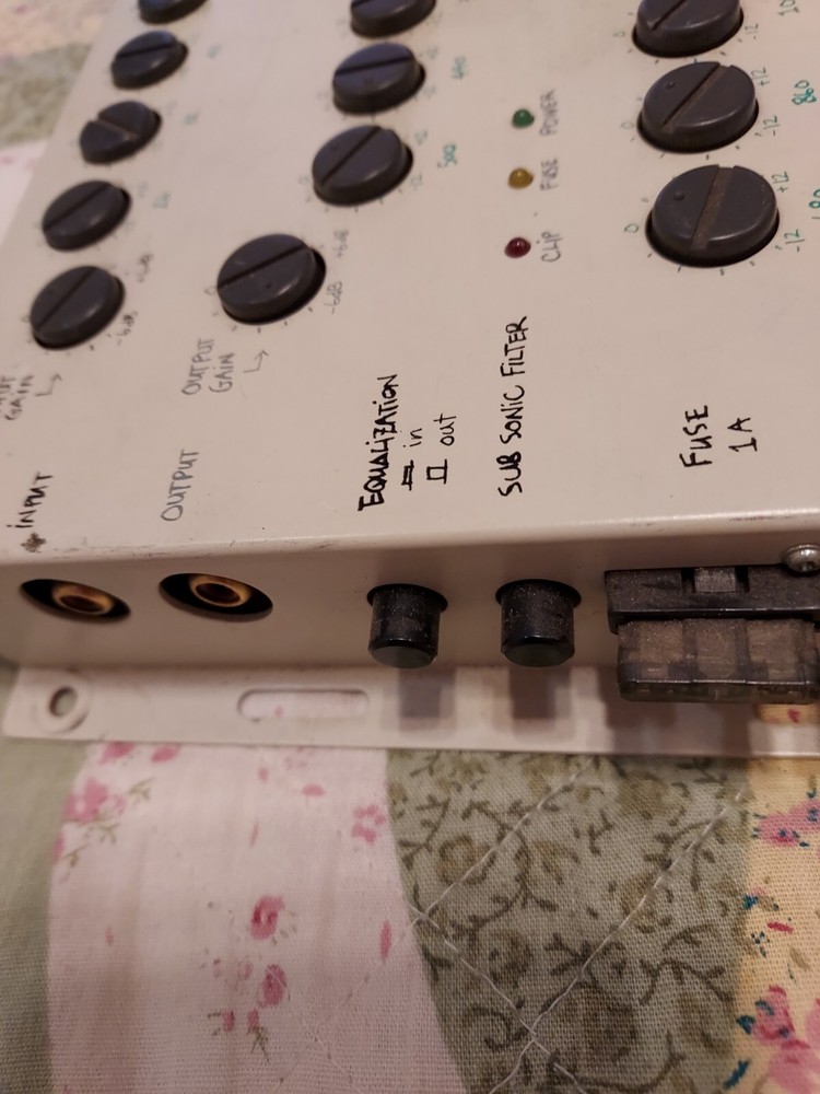 LA Sound LEQ 1030 Third Octane Equalizer/Preamp (Used).