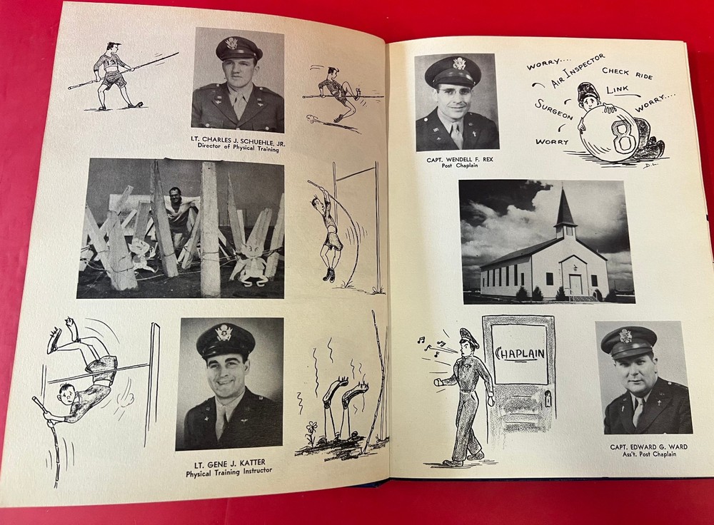 BLACKLAND ARMY AIR FIELD CLASS BOOK 44 C-ADVANCED MULTI-ENGINE