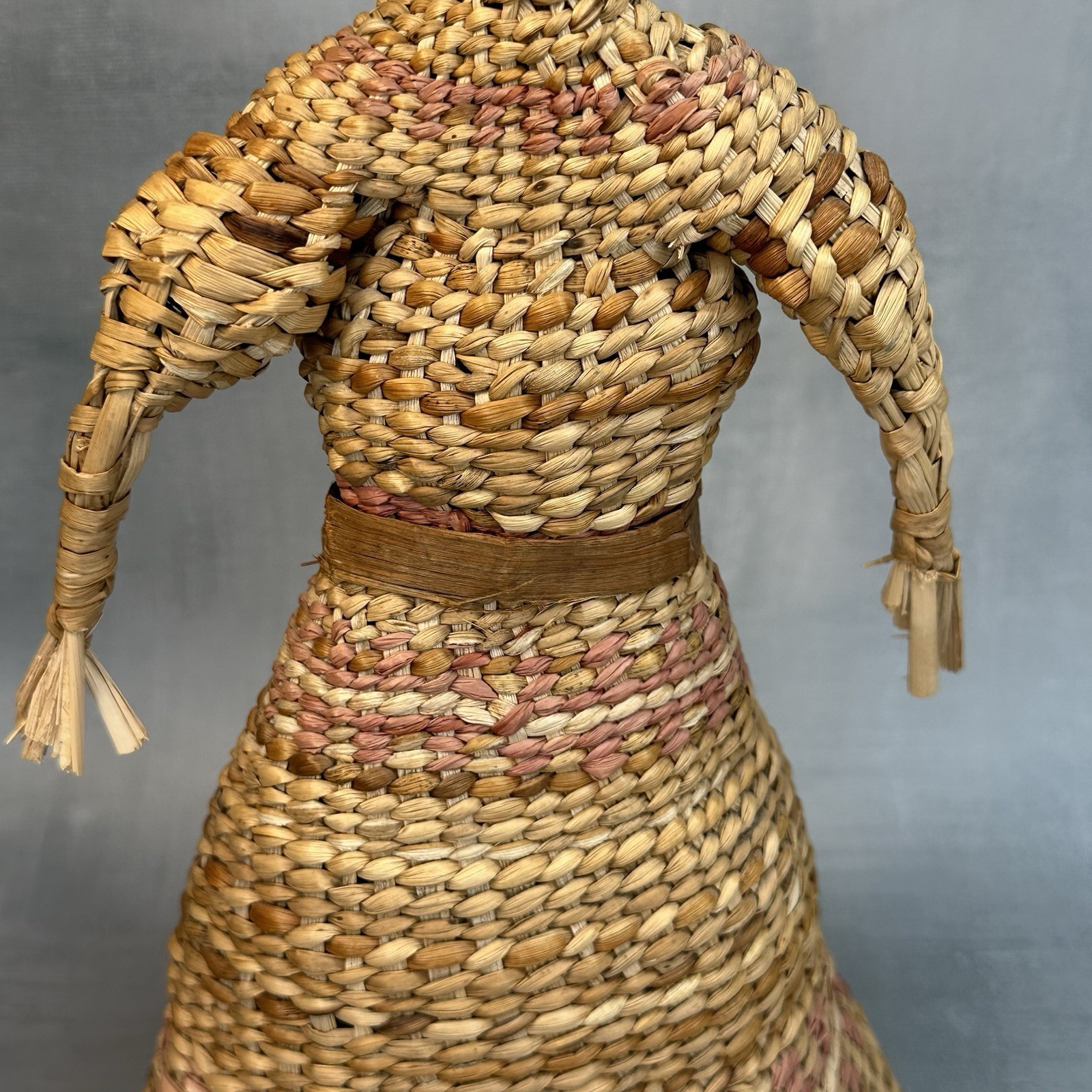 Vintage Native American Skokomish Basketry Basket Doll Woman Dress 13”