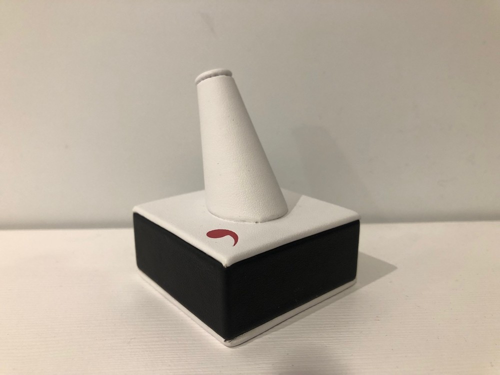 Roberto Demeglio - Display Support Display - For 1x Ring Anello