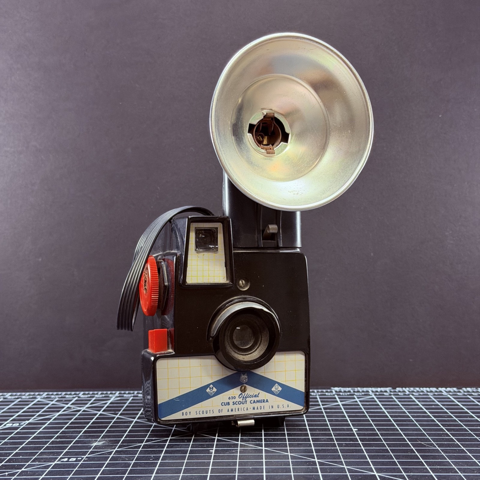 Vintage Boy Scouts of America Official 620 Cub Camera + Herbert George Flash