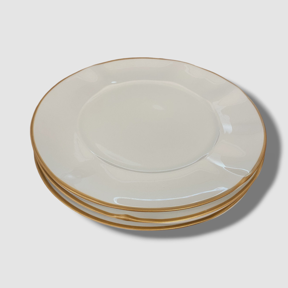 Neiman Marcus Gold Rim 7 Piece Dinnerware Set