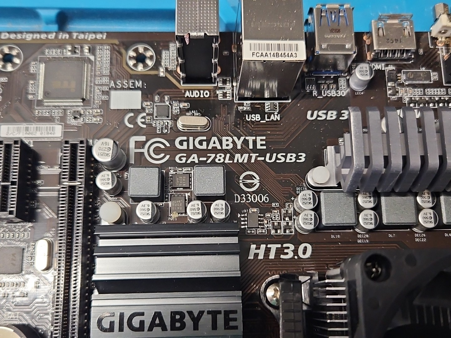 Gigabyte GA‑78LMT‑USB3 Socket AM3+ DDR3 SDRAM Desktop Motherboard w/AMD FX-4300