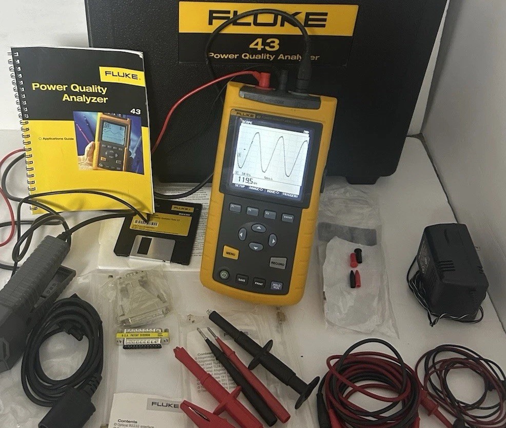 Fluke 43 Power Quality Analyzer Maintain power systems, troubleshoot problems