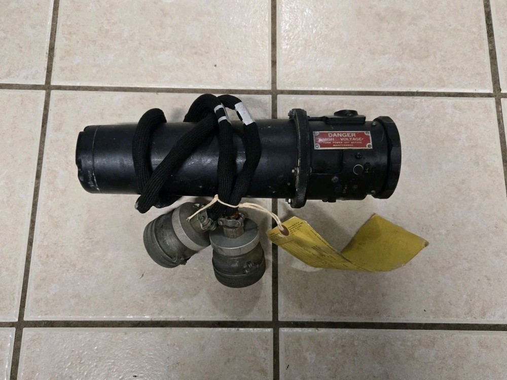 Hughes Aircraft Flight Command Indicator 468062-100